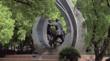 uzun hua Şehitler mezarlığı