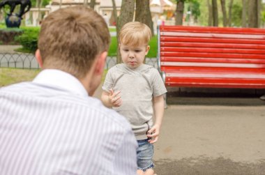 pamuk şeker babası ile erkek bebek