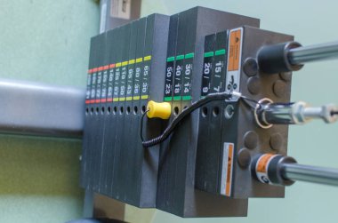 Spor salonunda antrenör