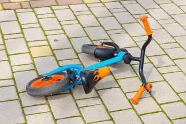 Açık havada bisiklet çalıştırmak