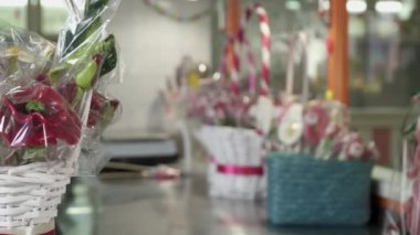 Demet gül sepeti karamel ile yapılan