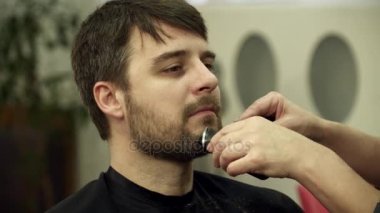 Hairdreser kesme Güzellik Salonu sakallı adamın