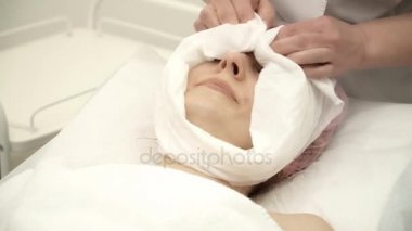 Şevval Özçelik Güzellik yüz yaşlanma karşıtı maske Temizleme