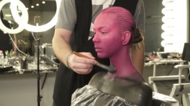 Altın makyaj, yüz-sanat kadınla