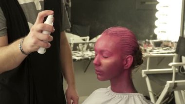 Altın makyaj, yüz-sanat kadınla