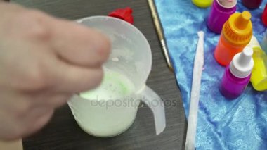 Cam yeşil tadı ile sabun temel karıştırma