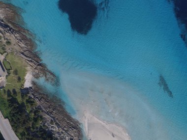 Havadan görünümü, plaja, Sardinya, kristal berraklığında su, İtalya
