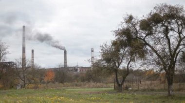 Santral kamera Tripod üzerinde endüstriyel duman