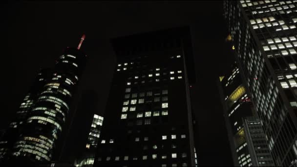 Panorama of night city of metropolis, evening, tall houses, Skyscrapers, — Stock Video