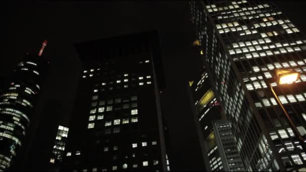 Panorama of night city of metropolis, evening, tall houses, Skyscrapers, — Stock Video