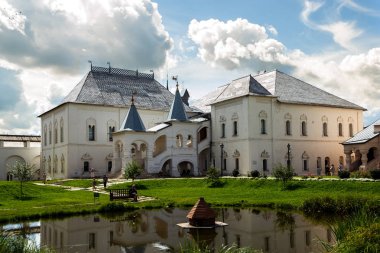 Rostov Veliky. Kremlin kırmızı ev