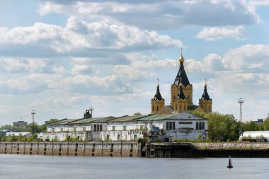 Kargo nehir Limanı ve birleştirme Oka ve Volga nehirlerinin Nijniy Novgorod Katedrali'nde