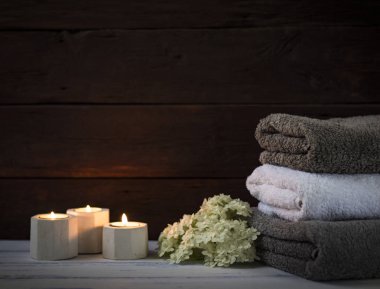 Spa banyo havlusu. Doğal ışık altında fotoğrafı