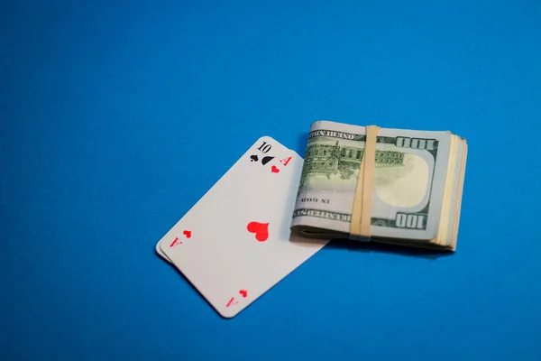 Image of a winning combination of cards, ace and ten, in blackja — Stock Photo, Image