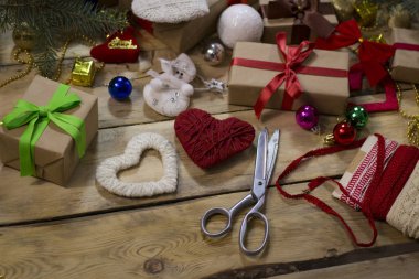 Paketleme ve ambalaj Yılbaşı ve Noel işlemi 