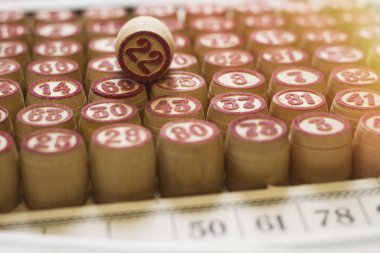 Loto oyunu ile bingo. Eklenen etkisi