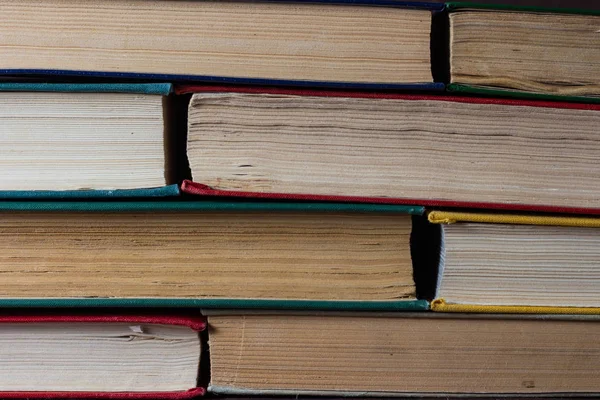 Libros doblaron a un amigo a un amigo. Puede ser utilizado como Backgro espalda —  Fotos de Stock