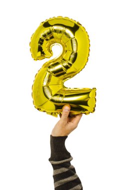 İki numaralı hava balonu, izole bir arka planda el ele tutuşuyor. Konsept düğün, sevgililer günü, fotoğraf bölgesi, aşıklar. Banner Düz yatar, üst görünüm.
