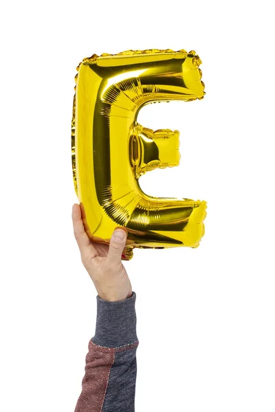 Luftballon Buchstabe Hält Hand Auf Einem Isolierten Hintergrund Konzeptehochzeit Valentinstag — Stockfoto