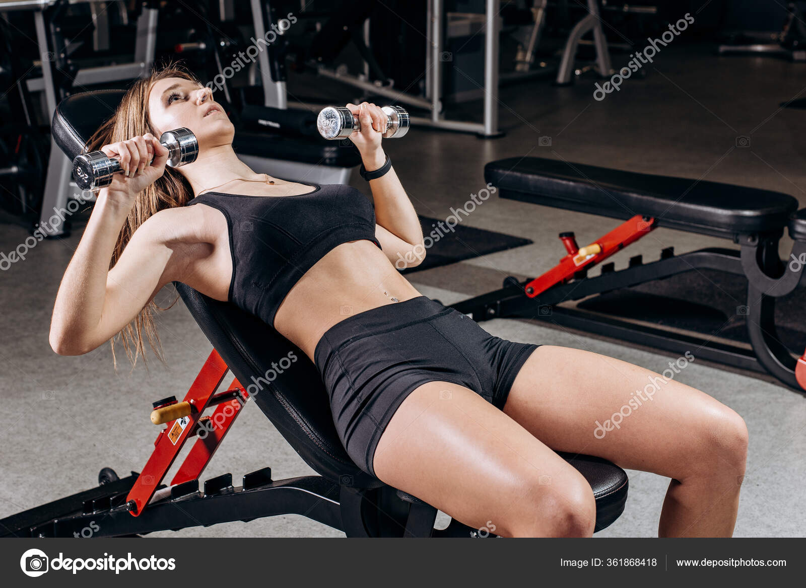 Banca Hacer Triceps Con Mancuernas Tríceps Press Con Mancuerna