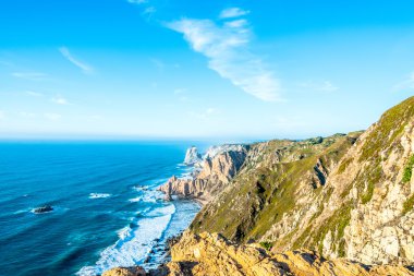 Cabo da Roca (Cape Roca) Batı Portekiz Atlantik kıyılarının görünümü