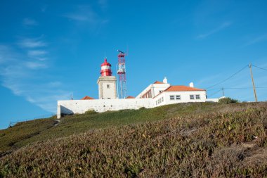 Cabo da Roca (Cape Roca), Portekiz, anakara Avrupa'nın en batıdaki nokta görünümünü.