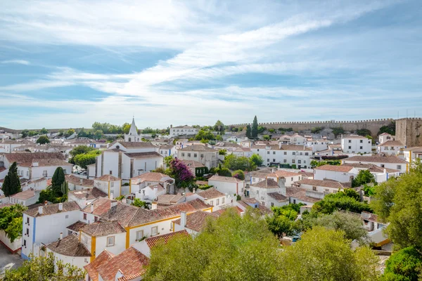 Obidos Portekiz. bir antik Ortaçağ Portekizce köyden, kale duvarları hala içeride 11.asır Obidos, Obidos görünümüdür. Obidos, Portekiz.