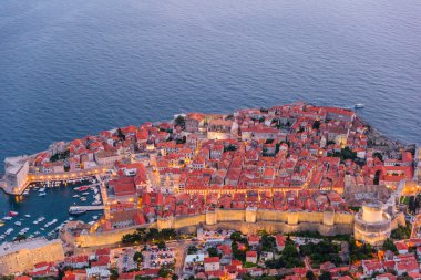 Dubrovnik'in Hırvatistan aydınlatma