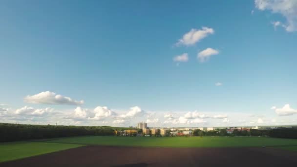 Taymlaps поле світанку місто — стокове відео