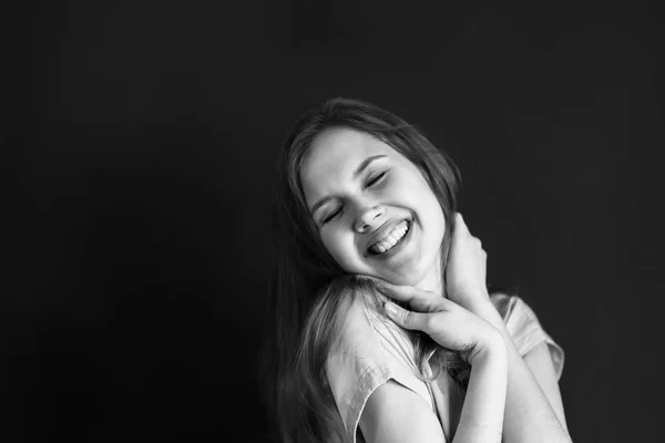 Girl portrait laughing BW — Stock Photo, Image