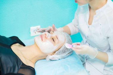 Doktor Şevval Özçelik Güzellik temizlik yüzü