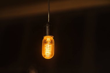 Edison lambalar asmak