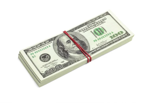 Vue de côté et vue de dessus d'une pile de billets de cent dollars américains attachés avec un élastique rouge pour de l'argent isolé sur un fond blanc. Entreprise, finance, concept d'investissement. Sentier de coupe, design el — Photo
