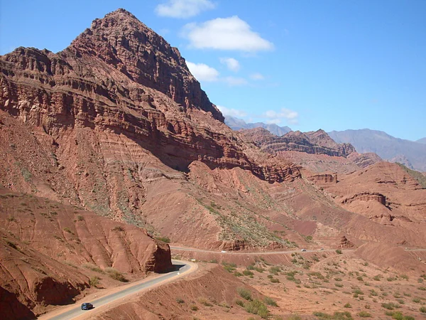 Dağlar arasında yönlendirmek