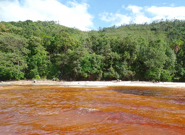 Canaima 'da kırmızı su