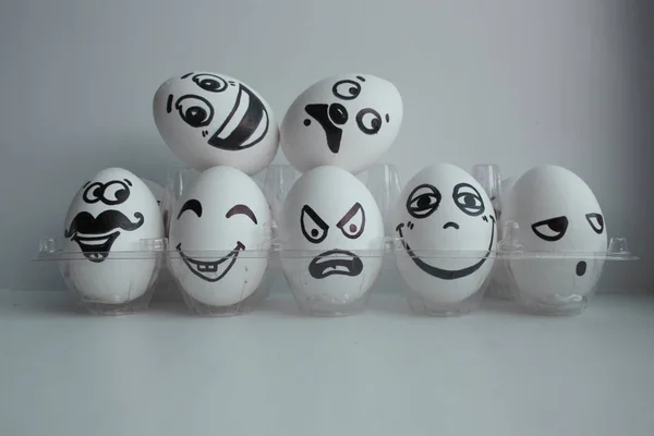 Eieren Pasen witte groep op een transparante — Stockfoto