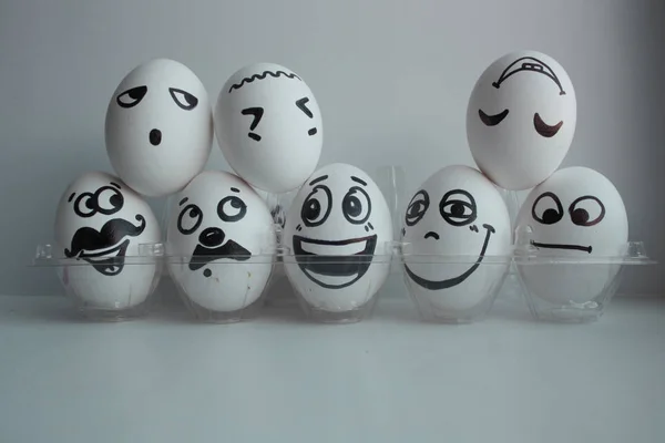 Eieren van de witte Pasen groep op een transparante — Stockfoto