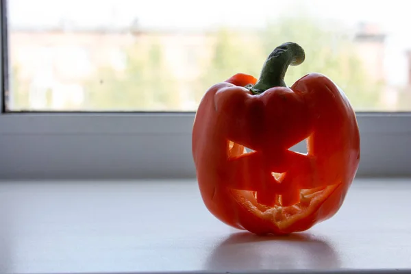 Concepto de Halloween. Calabaza sobre blanco — Foto de Stock