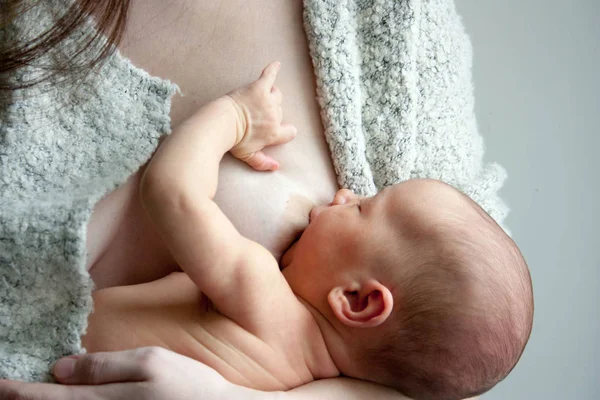 Conceito de maternidade. Querida... — Fotografia de Stock