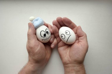 hastalık menenjit kavramı. komik yumurta