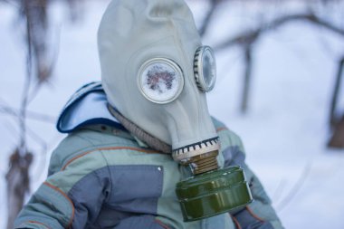 Biyolojik koruma kıyafeti. Çocuk vs covid-19