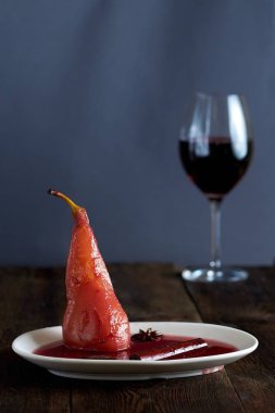 Armut kırmızı şarap 