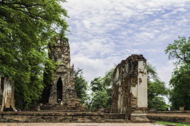 Eski güzel Tay tapınak wat Mahathat, Ayutthaya tarihsel Par