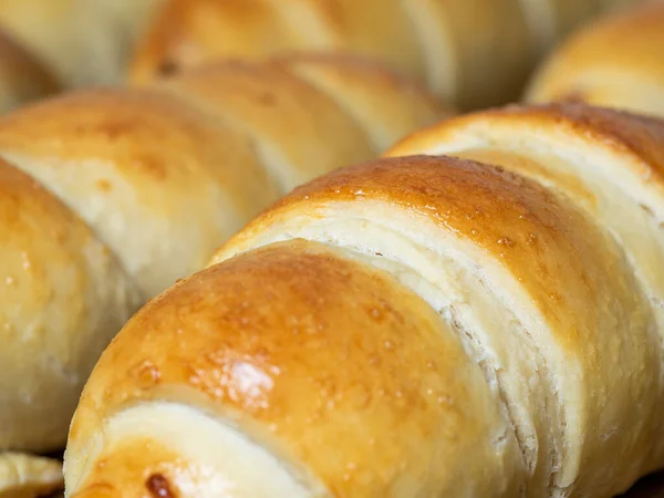 Salsiccia Succosa Pronta Nell Impasto Primo Piano Prodotto Farina — Foto Stock