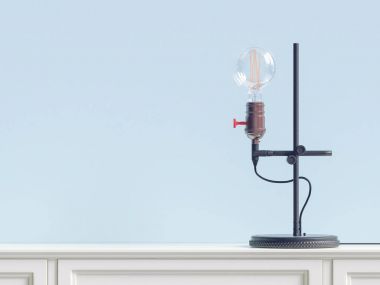 Antika arka plan üzerinde antik lamba