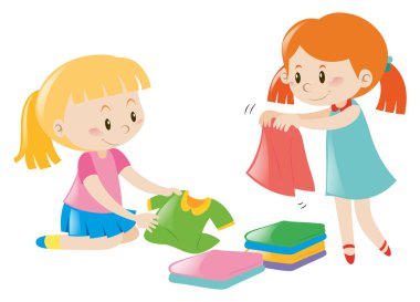 İki kız elbise katlama