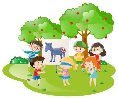 Parkta oyun oynayan çocuklar