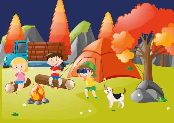 Pek çok çocuk ormanda kamp