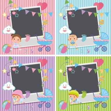 Bebek öğeleri ile dört fotoğraf çerçeveleri