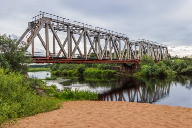 Demiryolu Köprüsü Nehri Volchina